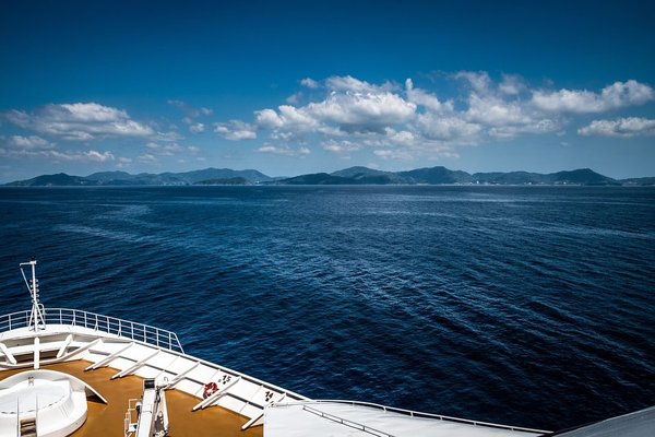 Découvrir les paysages de la Nouvelle-Zélande : une croisière à travers les fjords et les plages